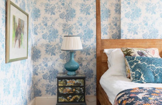 Amy Kent X Lewis & Wood image