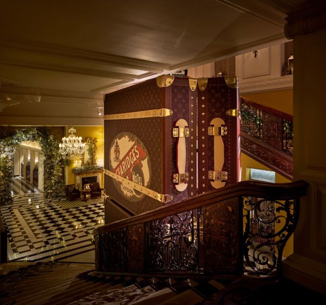 Christmas at Claridge’s – Louis Vuitton image