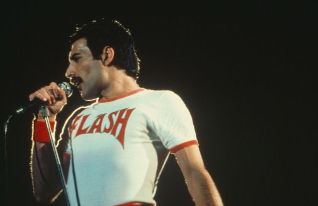 V&A: Freddie Mercury image